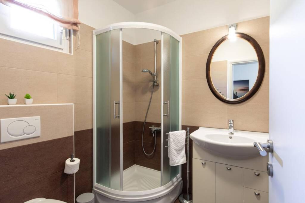 Apartment Natali Punat- Free Parking On Premises Exterior photo