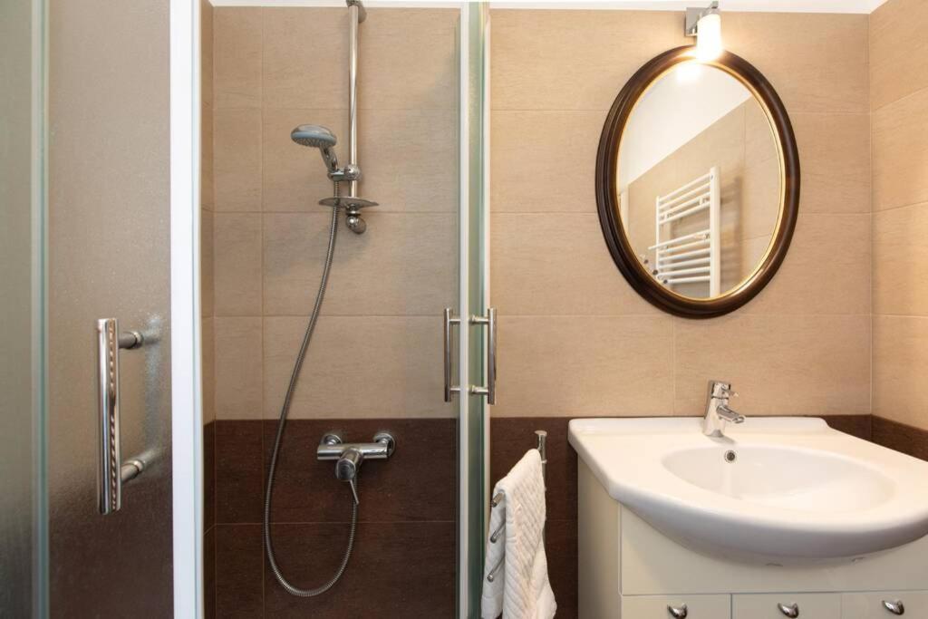 Apartment Natali Punat- Free Parking On Premises Exterior photo